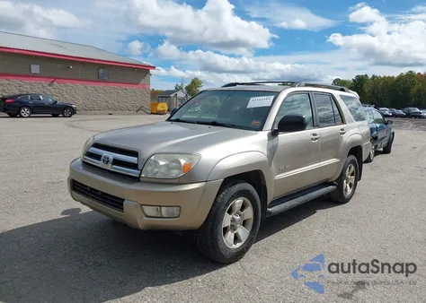 2005 Toyota 4Runner Sr5 V6 z USA, uszkodzony, nr VIN JTEBU14R250062837